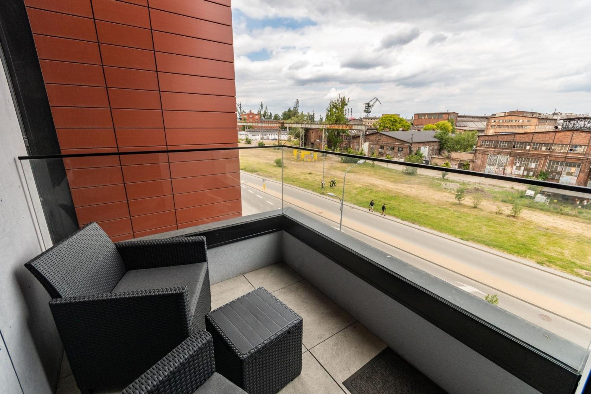 Grand Apartments - Doki Living & Foodhall Gdansk Dış mekan fotoğraf